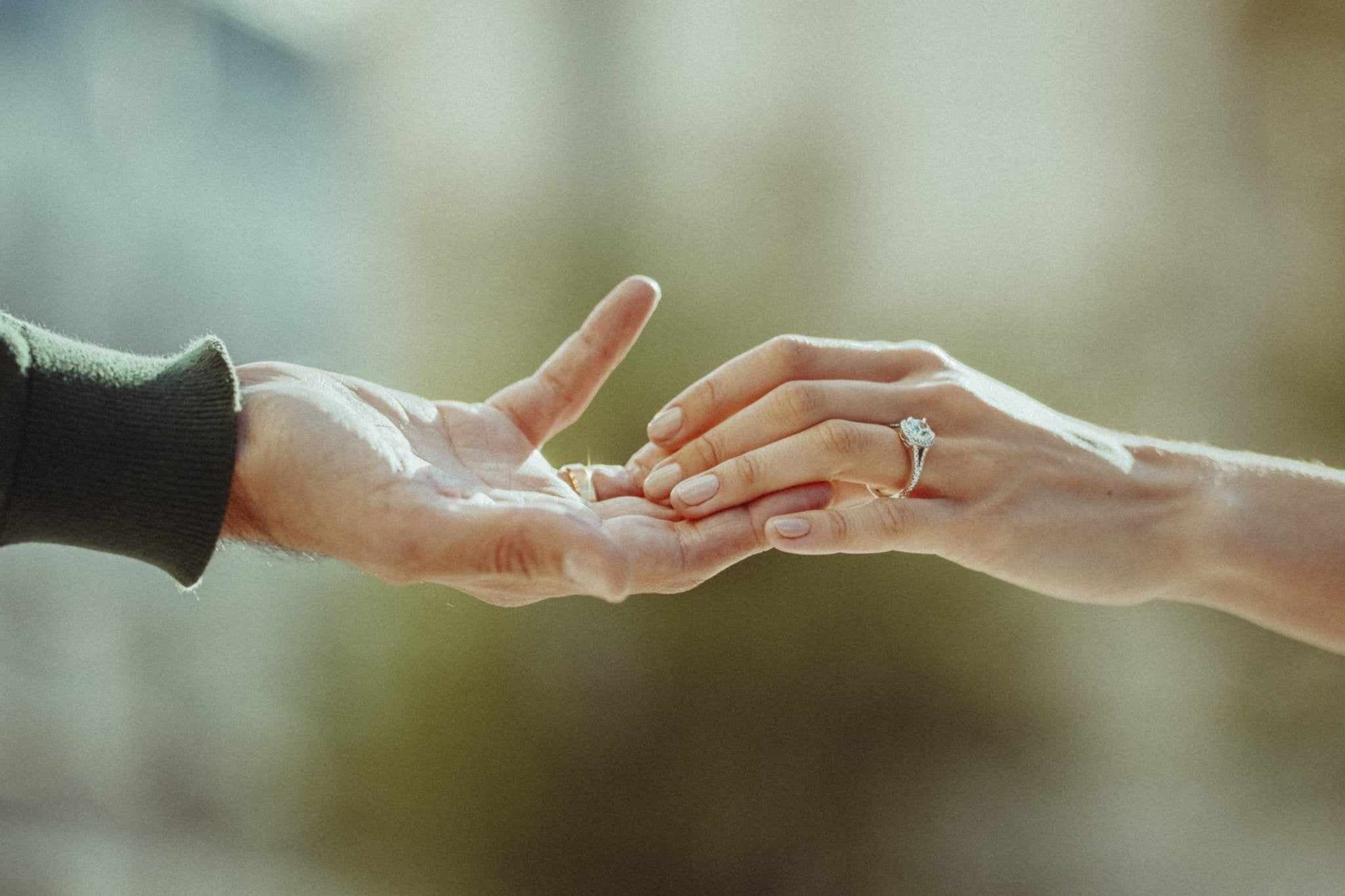 What To Say When Giving A Promise Ring-Hanno Stockholm